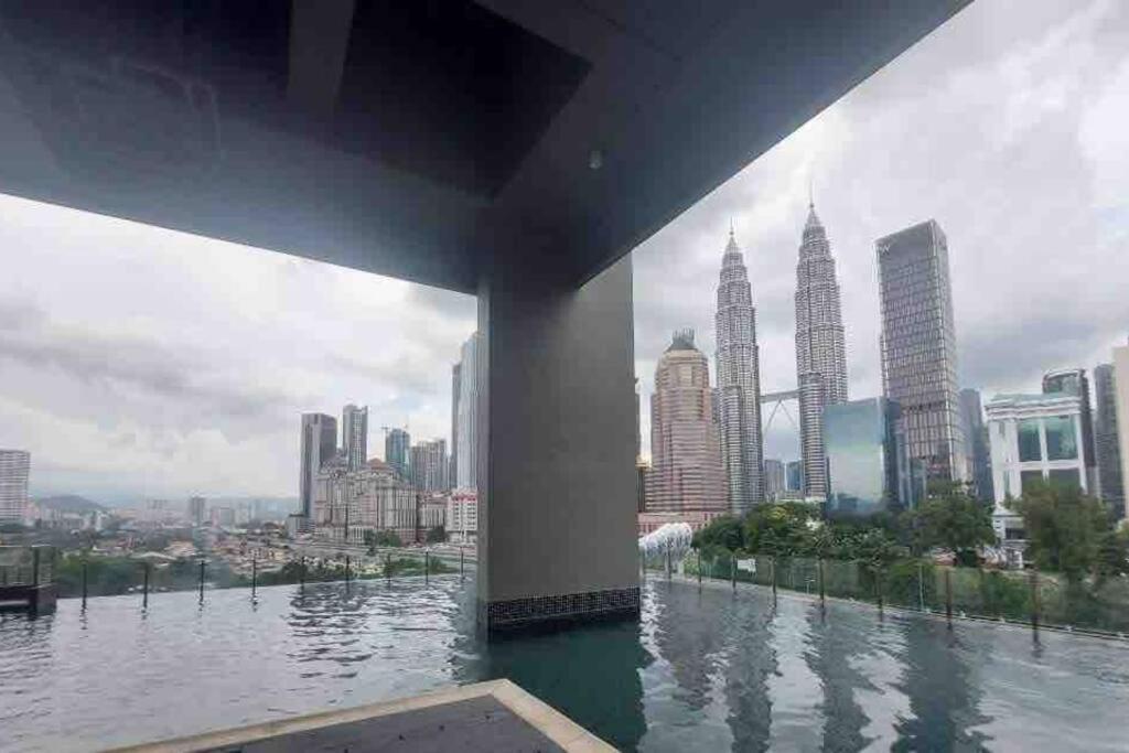 Legasi At Kampong Bahru With Full Kl View, 10Min Walk Train Station & Klcc Apartment Kuala Lumpur Exterior photo